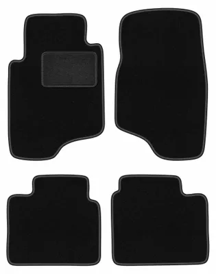 Obrázok produktu pre Velúrové autokoberce pre: Mitsubishi Pajero II 1991-1999 (terénne) – sada 4 ks, čierne, na mieru – Wielganizator LUX