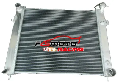 Immagine prodotto di Radiatore, lega di alluminio, dimensioni interne 565 mm x 492 mm x 35 mm, dimensioni esterne 743 mm x 570 mm x 100 mm, diametro di ingresso 38 mm, diametro di uscita 45 mm