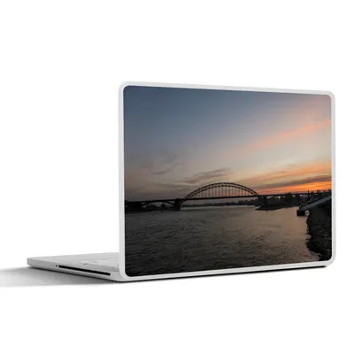 Produktbild von MuchoWow® Laptop Aufkleber Sticker Cover Nijmegen - Brücke - Sonnenuntergang 31x22.5 cm - Laptop-Deko