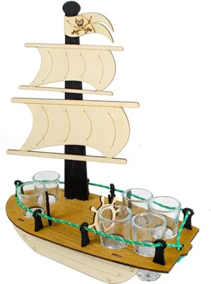 Produktbild von Holz-Schiff mit Karaffe & 6 Gläsern – Maritimes Geschenk für Männer
