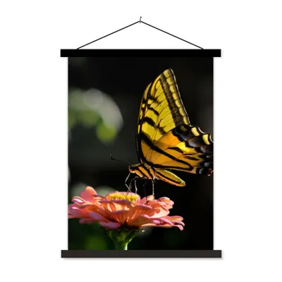 Produktbild von MuchoWow® Textilposter Schmetterling - Botanisch - Blume 90x120 cm mit schwarzem Rahmen - Dekoration