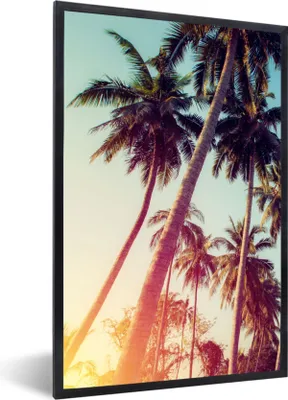 Produktbild von MuchoWow® Gerahmtes Poster Palme - Sommer - Retro - Sonne 40x60 cm - Poster mit Schwarzem Bilderrahmen Wandposter Rahmen Foto Bilder - Papierdruck - Wandbilder