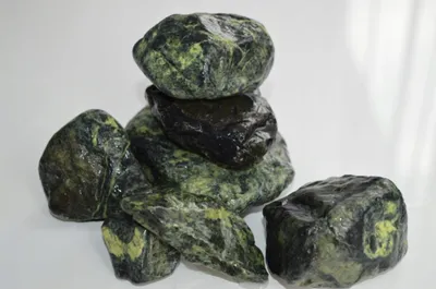 Produktbild von Grüner Flusskies 4–8 cm 1 kg – Naturstein für Garten, Gabionen und Dekoration