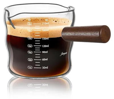 Image de Verre doseur en verre de 210 ml avec poignée en bois, pichet à lait de 7 oz, en verre borosilicaté, avec bec verseur en forme de V