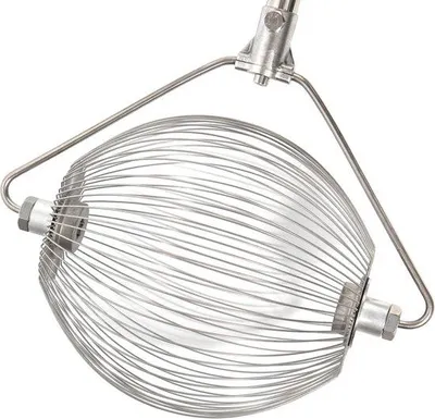 Productafbeelding van Multifunctionele notenrasper - Eikelenrasper, diameter 22 cm - Walnotenrasper met uitschuifbare steel tot 145 cm - Werkt soepel