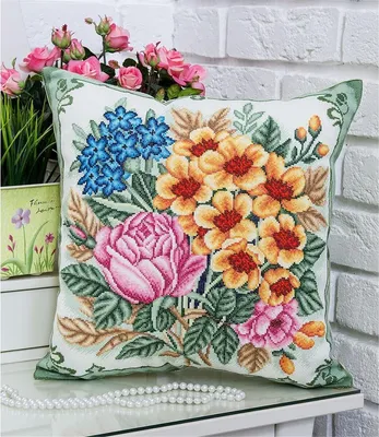 Produktbild von Kreuzstich-Set „Blumengong“ 40,5 x 40,5 cm