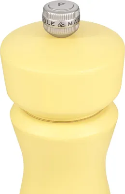 Zdjęcie produktu dla Młynek do soli i pieprzu Cole & Mason Kenton w kolorze kurkumy, 15 cm