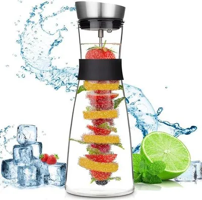 Immagine prodotto di Brocca per acqua in vetro da 1,5 litri con coperchio in acciaio inox e spiedino per frutta