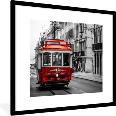Produktbild von MuchoWow® Gerahmtes Poster Schwarz-Weiß-Foto eines alten roten Zuges 40x40 cm - Poster mit Schwarzem Bilderrahmen Wandposter Rahmen Foto Bilder - Poster - Plakat im Rahmen