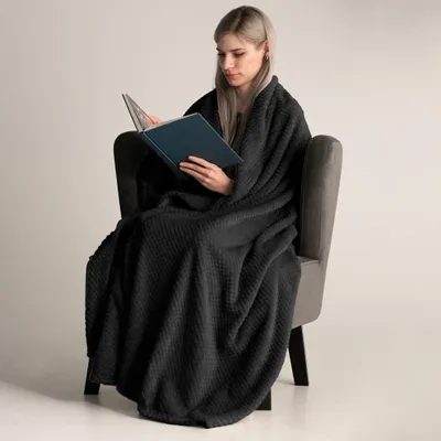 Produktbild von Kuscheldecke Fleece kuschelig weich Tagesdecke 70 x 150 cm -  Schwarz