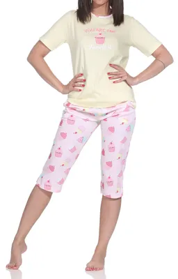 Produktbild von Normann Damen kurzarm Capri Schlafanzug Shorty – Süßes Cupcake-Motiv – auch in Übergrößen ; vanille , 60