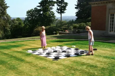 Produktbild von XXXL Giga Damespiel (Checkers, 8x8) - 25 cm Steine - PVC mit UV Schutz - Ohne Brett
