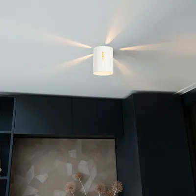 Produktbild von QAZQA - Design Design-Deckenleuchte I Deckenlampe I Lampe I Leuchte weiß mit Lichteffekt - Yana I Wohnzimmer I Schlafzimmer - Aluminium Zylinder - LED geeignet E27