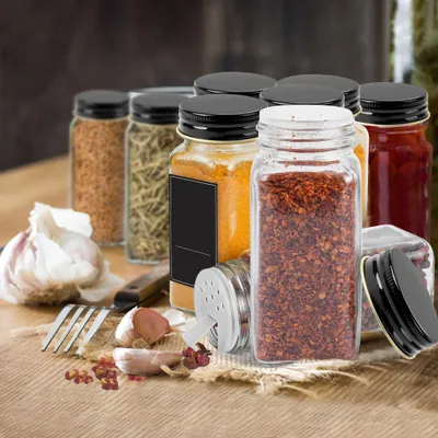 Obrázok produktu pre XMTECH sada 12 nádobiek na korenie 120 ml - s hliníkovým viečkom, skladacím lievikom, štítkami, čistiacou kefkou a perom (čierna)