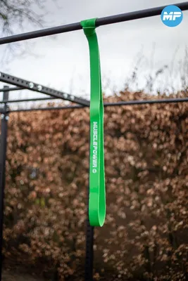 Produktbild von Muscle Power Power Band Grün - Stark (22,5-54,5 kg)