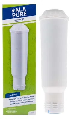 A water filter and its packaging are shown side-by-side against a white background.