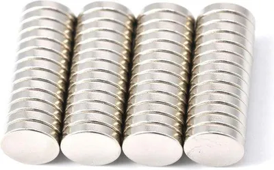 Immagine prodotto di Magneti al neodimio - 52 pezzi - 10x2 mm - ad alta resistenza