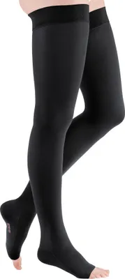 Produktbild von mediven comfort CCL2 AG Kompressionsstrümpfe kurz (62-71 cm) ohne Fußspitze mit Noppenhaftband Größe: V, Farbe: schwarz