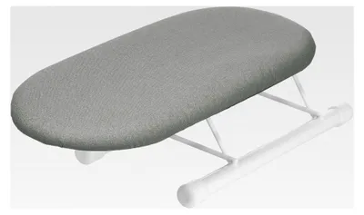 Produktbild von Kompaktes Bügelbrett mit hitzebeständigem Silberbezug, klappbar für Nähzimmer und kleine Räume