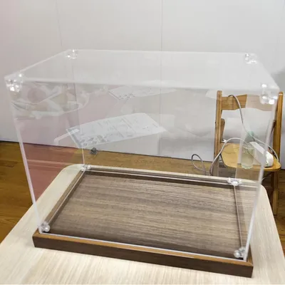 Obrázok produktu pre Akrylátová vitrína – Priehľadná škatuľa na prezentáciu – 30x15x25 cm