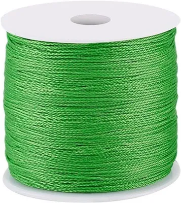 Imagen del producto de Hilo de poliéster, 0,5 mm, encerado, 115 metros, color verde, para macramé y costura