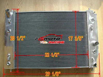Imagen del producto de Radiador de aluminio con doble enfriador de aceite: 30% más de capacidad de enfriamiento. Dimensiones: 20275 x 28,94 x 6,02 cm. Fabricado completamente en aluminio. Compatible con Chevrolet Corvette y Saab 9-7X