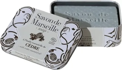 Produktbild von Marseiller Zedernseife in einer Metalldose 100g Alepia
