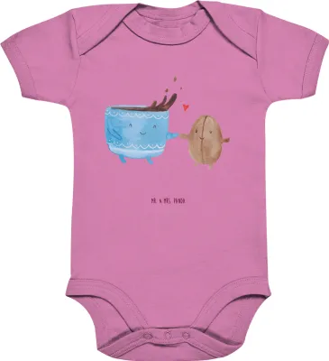 Produktbild von Mr. & Mrs. Panda Strampler Baby Kaffee Bohne 6. - 12. Monat - Bubble Gum Pink - Geschenk, overall, babykleidung body, Glück, Babystrampler, Lustige Sprüche, Babybody