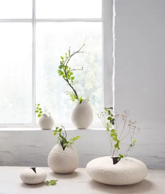 Image de ASA Selection, vase sculpté, finition naturelle, hauteur 22 cm