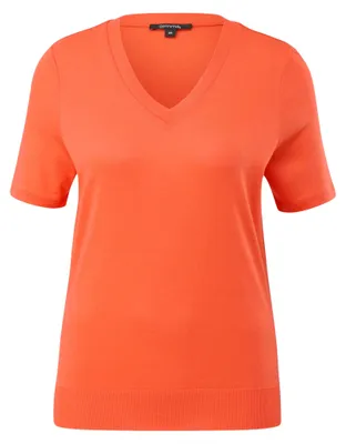 Zdjęcie produktu dla T-shirt z dekoltem w kształcie litery V, model 2501,38
