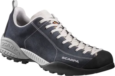 Dunkelblaue Lifestyle-Schuhe für Damen von Scarpa mit grauen Schnürsenkeln und Gummisohle.