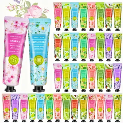 Zdjęcie produktu dla Zestaw kremów do rąk 40 Mini - Nawilżający krem dla suchych rąk - Zestaw prezentowy dla kobiet - 10 zapachów - Idealny na urodziny, Boże Narodzenie, Walentynki