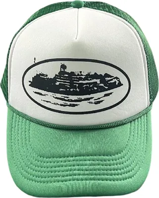 Produktbild von Trucker-Caps und lässige Baseballcaps mit Aufdruck sind im Sommer für Damen und Herren erhältlich.