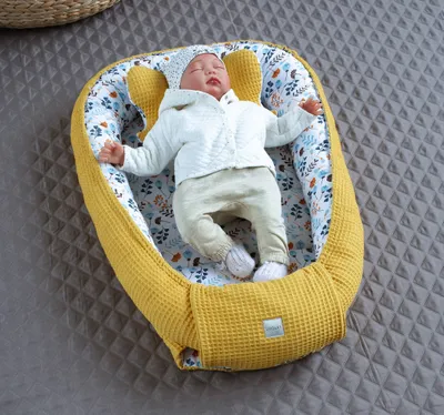 Produktbild von Waffelpique Gelb/ Blumenwiese Türkis Babynestchen Unterlage 2 Tlg SET Babynest Wicleklunterlage Reisebett Babydecke Babyausstattung 2 Seitig Geschenk