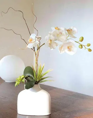Produktbild von artplants.de Phalaenopsis künstlich TIALDA, Sukkulenten, Keramikvase, weiß, 65cm - Kunst Orchidee im Topf - Orchidee Textil