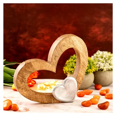 Produktbild von Dekofigur Herz 27x21cm aus Mangoholz und Aluminium