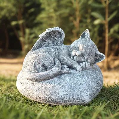 Gedenkstein Katze schläft auf Herz – Grabschmuck Garten – Harzfigur