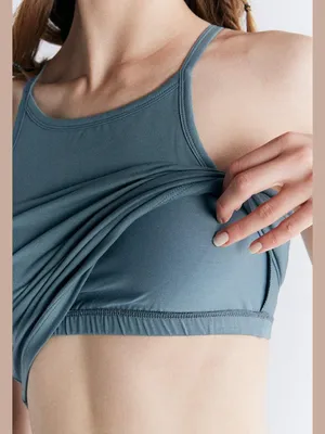 Produktbild von Damen Crop-Top aus 95% Baumwolle und 5% Elasthan mit integriertem Bustier