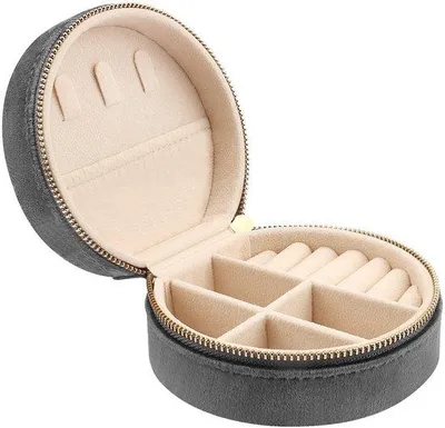 Produktbild von Ibenzoa® Kleines Luxus-Velours Reise‑Schmuckkästchen für Damen & Mädchen, 2‑lagiger Organizer, Samt innen/außen, 10×10×5 cm, 95 g