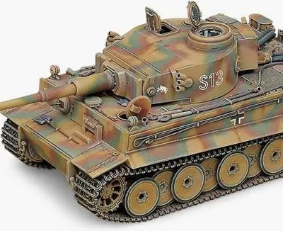 Produktbild von Modellbausatz Panzer 13239 – GERMAN TIGER-I (FRÜHE VERSION) (1:35)