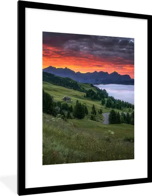 Produktbild von MuchoWow® Gerahmtes Poster Gras - Berge - Abend 60x80 cm - Poster mit Schwarzem Bilderrahmen Wandposter Rahmen Foto Bilder - Wohnzimmer - Dekorationen - Prämie