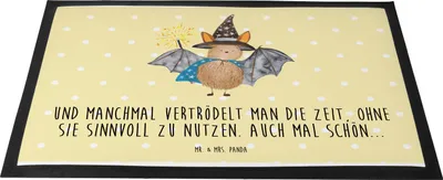 Produktbild von Mr. & Mrs. Panda Schmutzfangmatte Fledermaus Zauberer 60 x 90 cm - Gelb Pastell - Geschenk, Bodenvorleger, Gummimatte, Frauen, Fledermäuse, Schmutzmatte, fußmatte, Magier