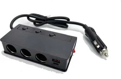 Produktbild von INF Autoladegerät, 3-Port USB-Ladegerät mit LED-Anzeige