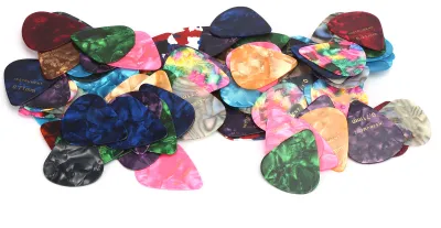 Image de 100 médiators de guitare, accessoires universels pour instruments de musique, colorés, 0,71 mm