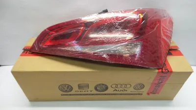 Produktbild von Original AUDI Q5 '09-'16 Schlussleuchte Heckleuchte rechts 8R0945094