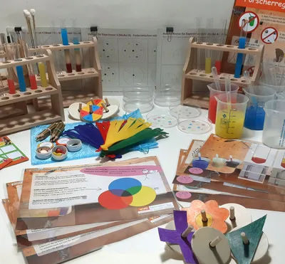 Produktbild von Experimente-Box, Forscher-Stationen, Grundschule Kl 1/2, 6 Stationen, inkl. bebilderter Erklärtafeln, Experimentieren, forschen mit myExperimentSet