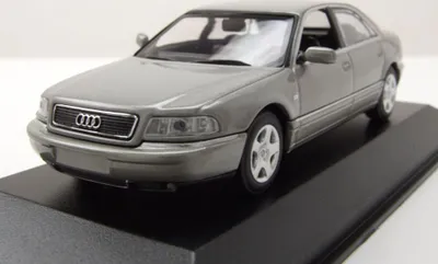 Produktbild von Maxichamps 940018800 Audi A8 1999 silber 1:43
