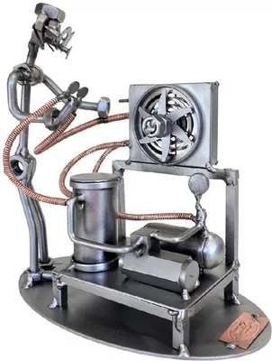 Produktbild von Schraubenmännchen Klimatechniker Metallskulptur handgefertigt Unikat