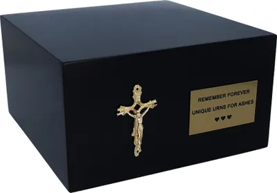 Produktbild von Schwarze Urne Für Asche. Holzkiste Mit Einem Kreuz