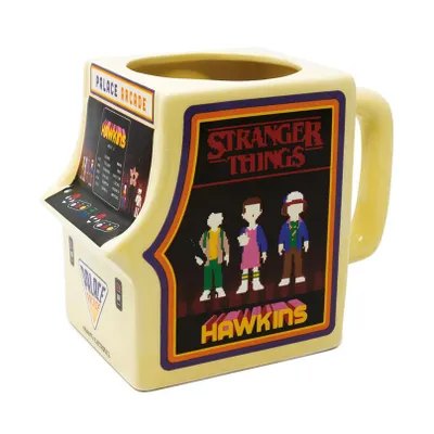 Produktbild von Pyramid International Stranger Things Palace Arcade 3D Shaped Tasse SCMG25409